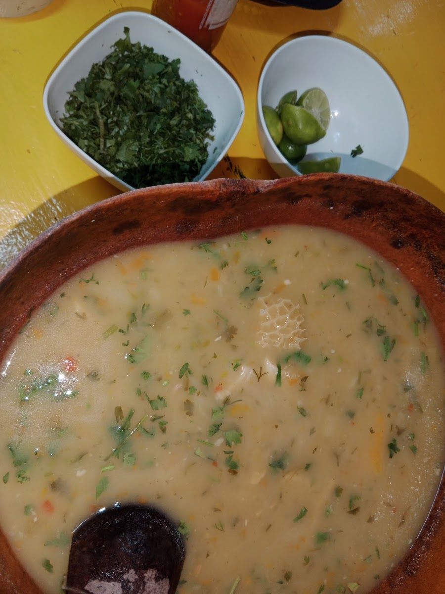 Sopa con cilantro — RESTAURANTE TÍPICO Donde El PEN