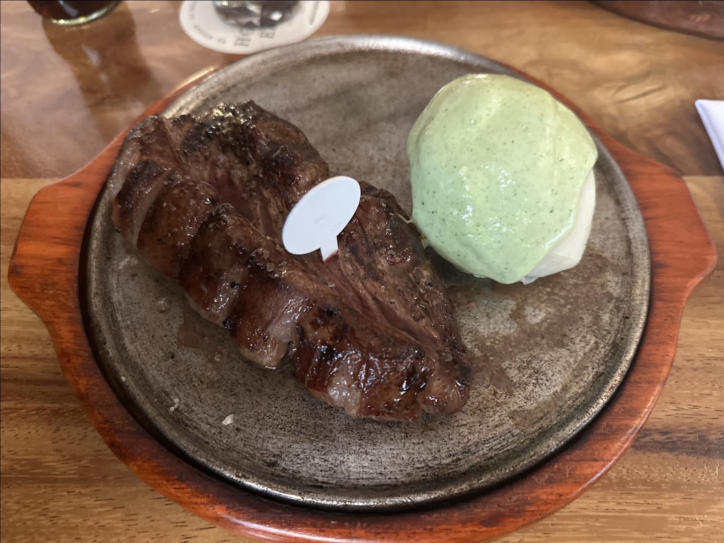 Carne con bola de arequipe — Restaurante Tizones