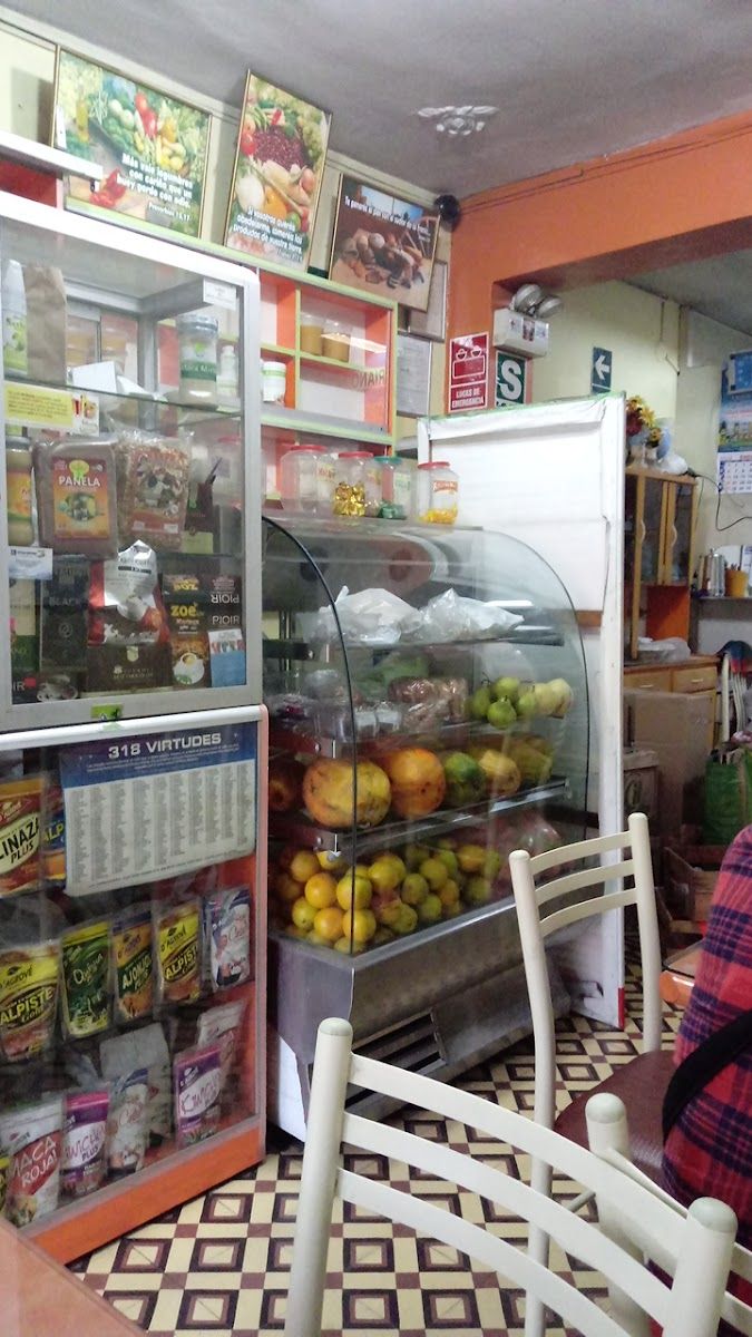 Jugos de frutas en Restaurante Vegetariano Fuente Natural