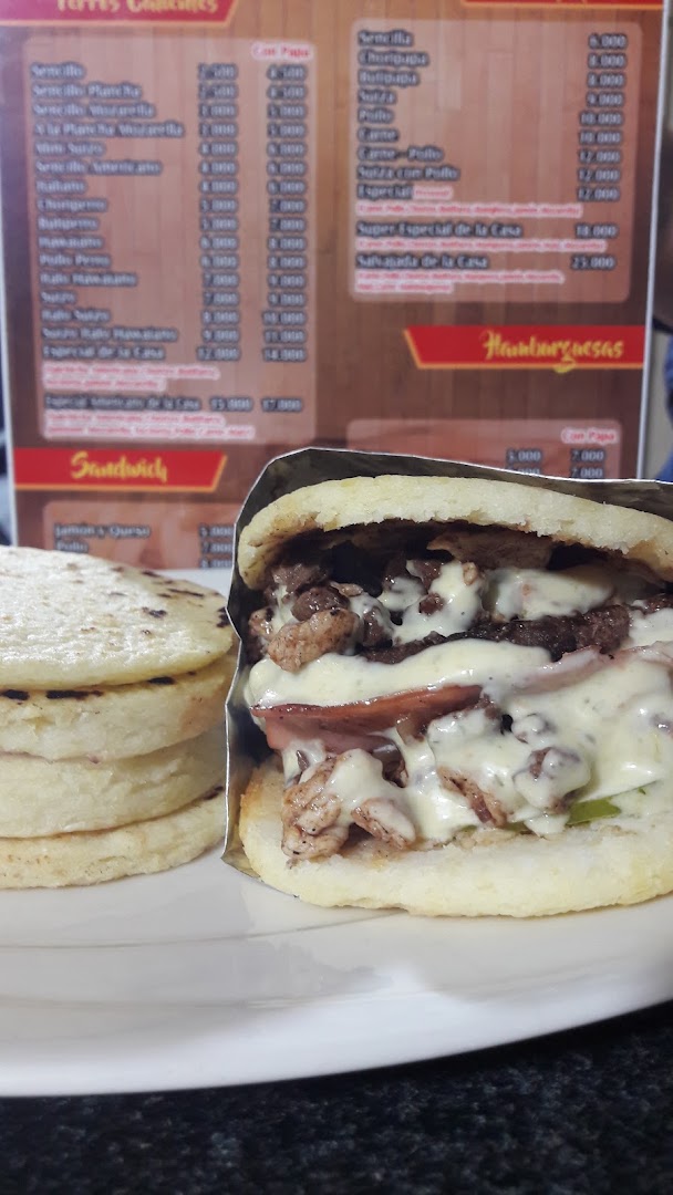 Sándwich de jamón y queso — Restaurante y Comidas Rápidas El Fogón Búcaro