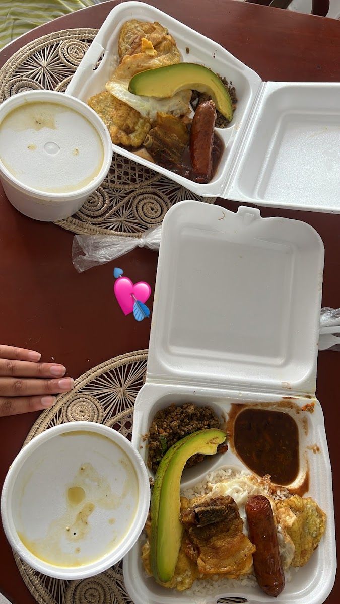 Almuerzo para llevar — Restaurante Y Frutera Don King