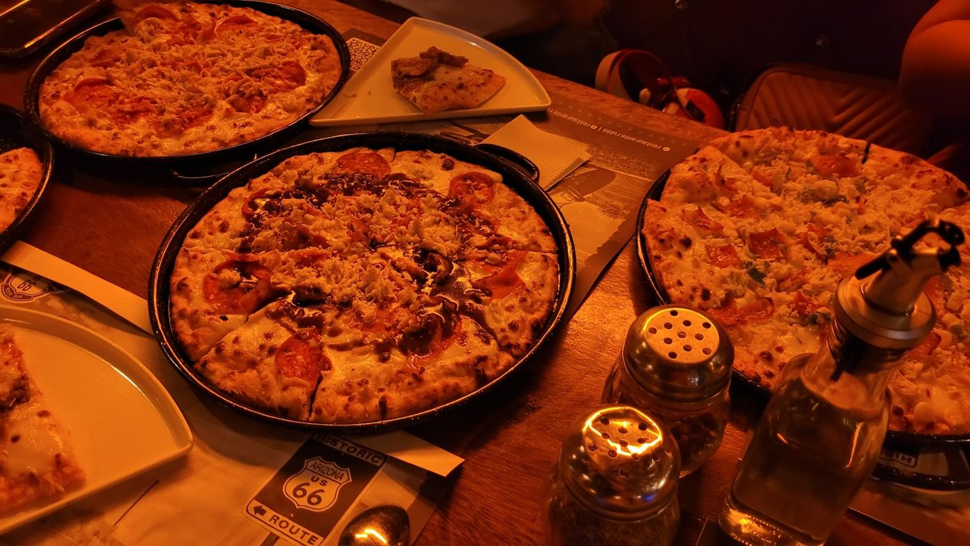 Pizzas para compartir — Ruta 66